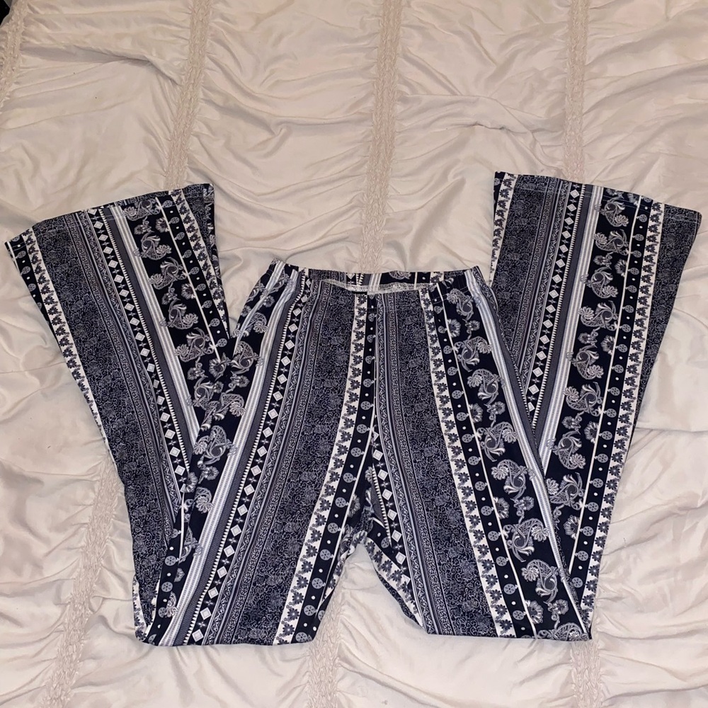 Boho Wide-Leg Printed Pants - Size Small 🌿